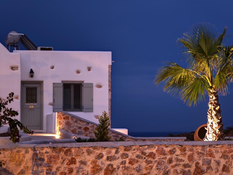 Desiterra Resort Suites & Villas Karterados  Esterno foto