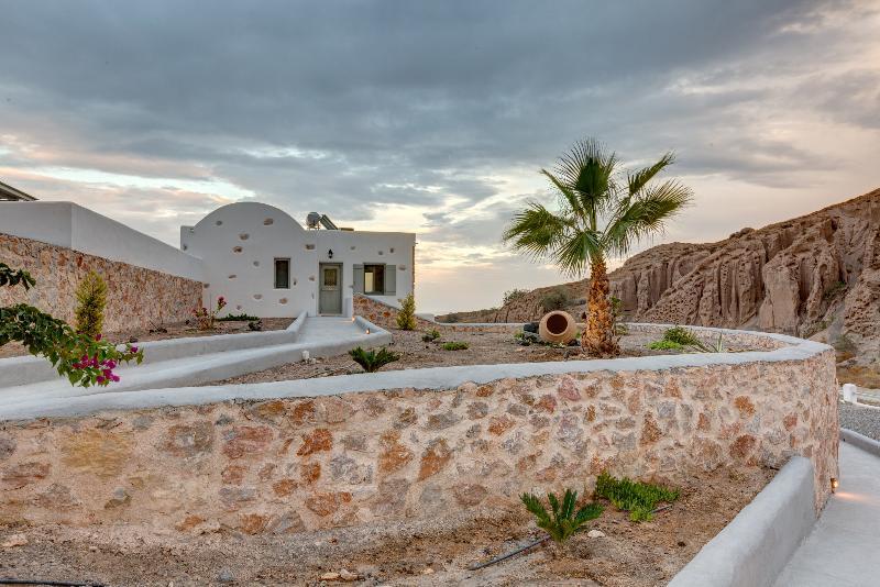 Desiterra Resort Suites & Villas Karterados  Esterno foto